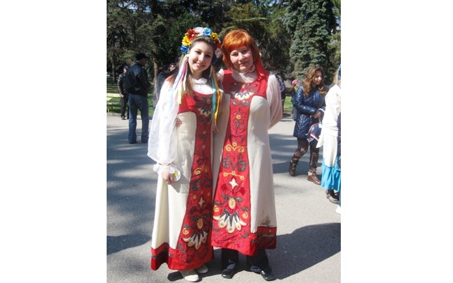 руснаците отбелязват Масленица