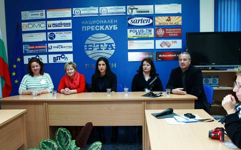 Пресконференция за международния екопроект „Повече дървета? Да, моля!“ на училище „Иван Вазов“-Плевен