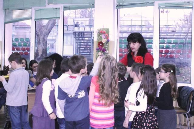 8mart 1d3