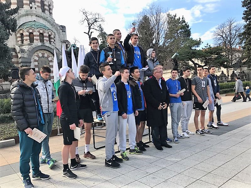 Лекоатлетическа щафета 2017