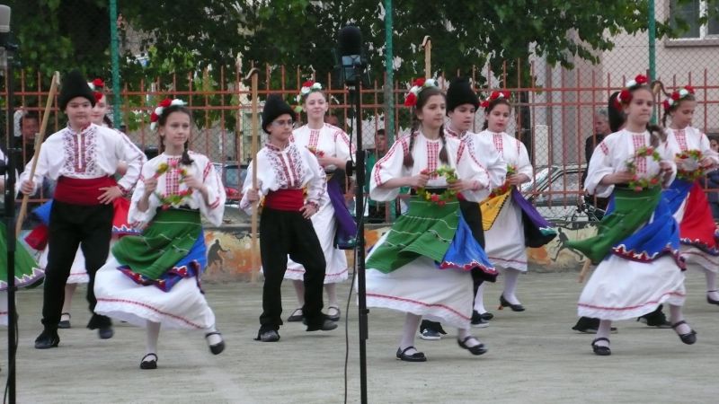 „Вазов“ отбеляза своя училищен празник