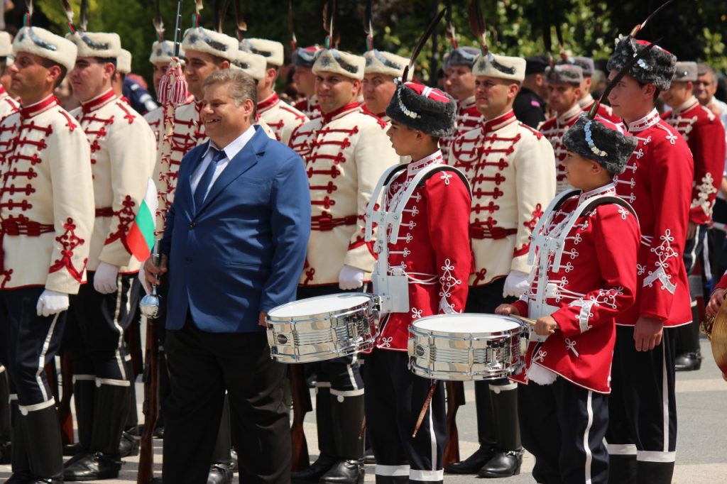 2018.05.15 Празник на Плевен – представяне на Първи ученически гвардейски духов оркестър към СУ “Иван Вазов“