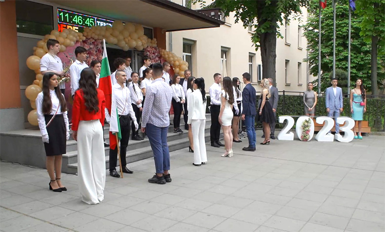 2023.05.16 Изпращане на Випуск 2023, традиционен коктейл /видео/