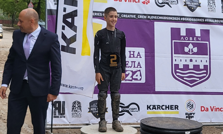 Напред и нагоре, шампионе!