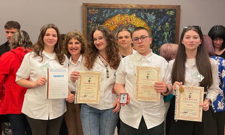 специалната награда в XIII национален журналистически конкурс „Григор Попов“