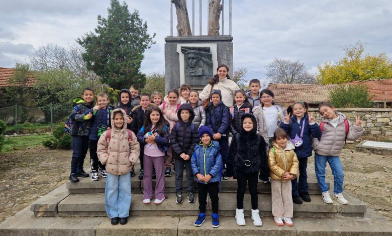 По стъпките на Апостола